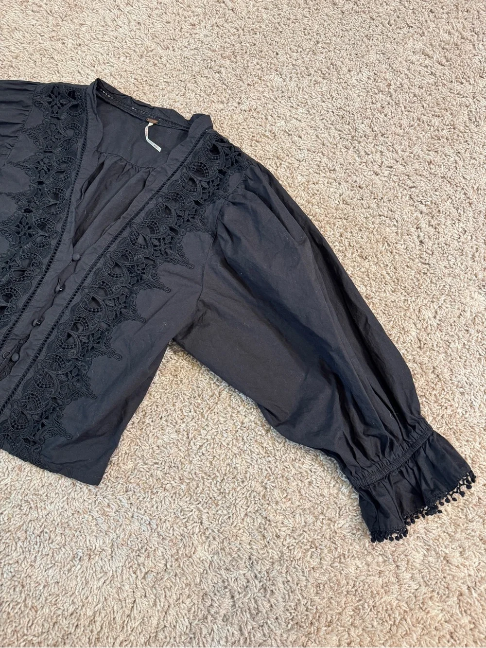 Free People Black Louella Embroidered Crochet Cropped Cotton Black Top Size S